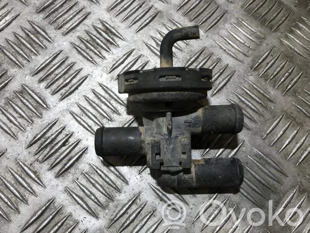 Opel Vectra B Supapă control încălzitor lichid răcire 