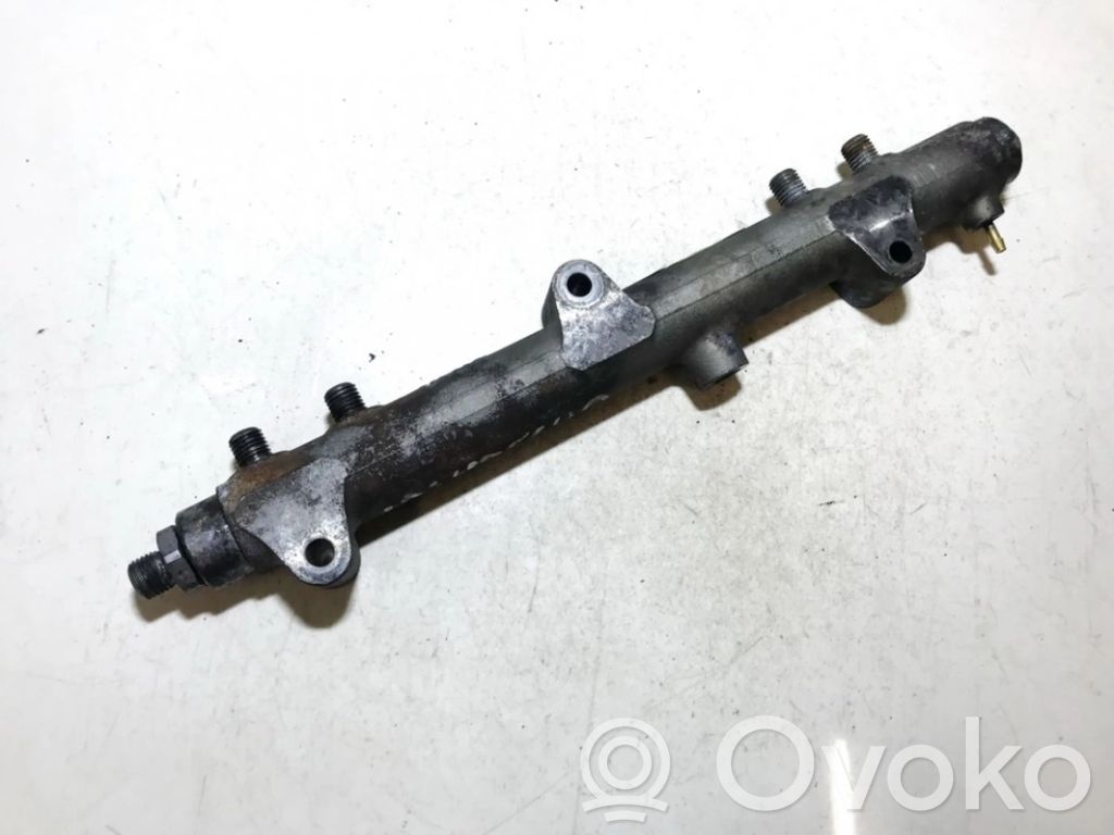 Chrysler Voyager Rampă alimentare injectoare 