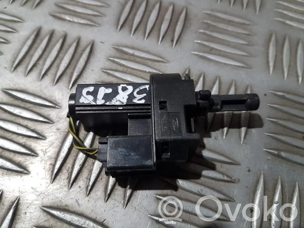 Interruptor sensor del pedal de freno   4M5T7C534AA,4M5T7C534AA,4M5T7C534AA,4M5T7C534AA
