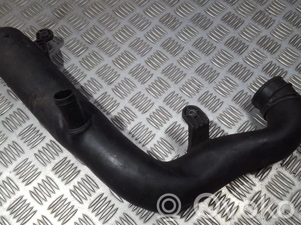 Volkswagen PASSAT B6 Tubo flessibile intercooler