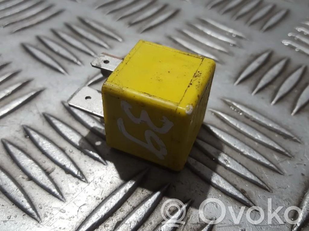 Altri relè   90226846,V23134J52X369,90226846,V23134J52X369