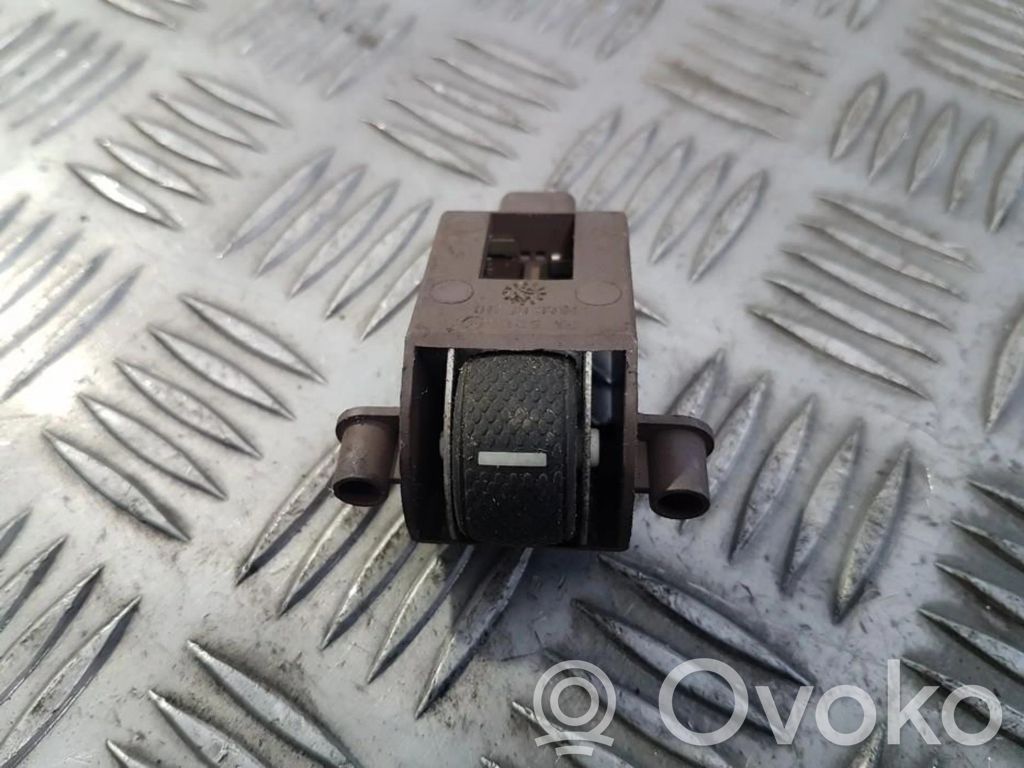 Comutator lumini bord   A223,A223