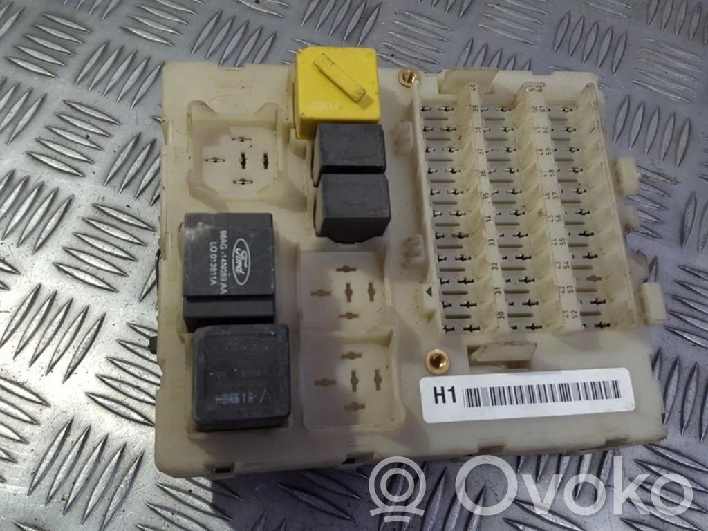 Ford Focus Drošinātāju kaste (komplekts) 