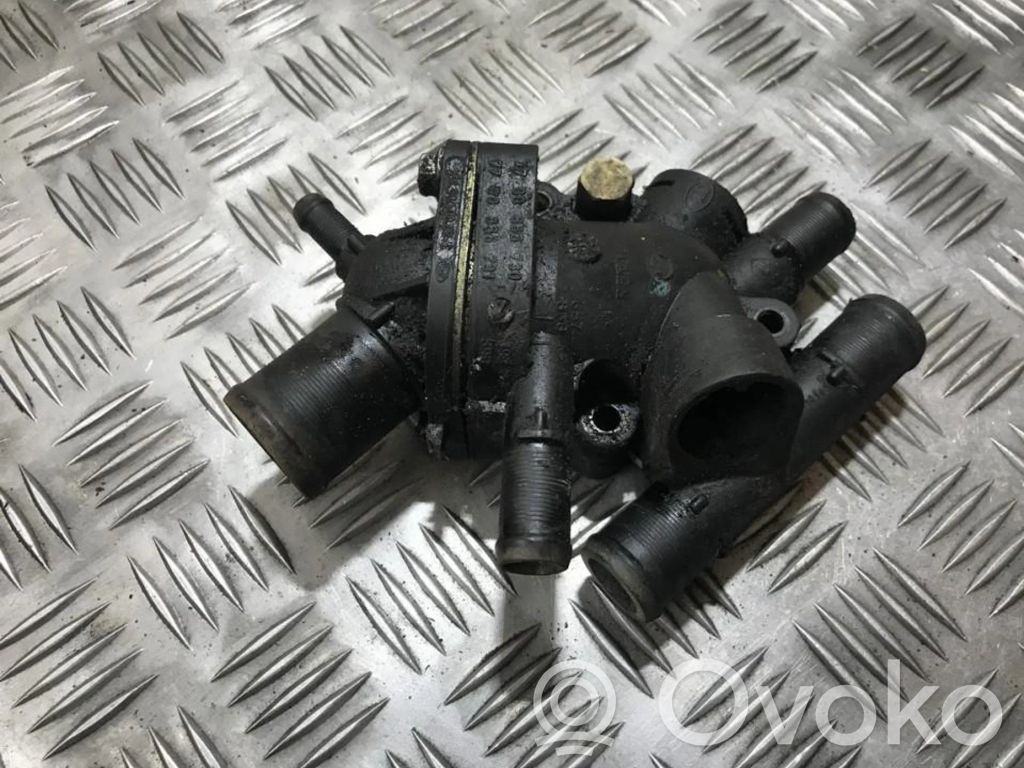 Volvo S40, V40 Tubo flessibile del liquido di raffreddamento del motore
