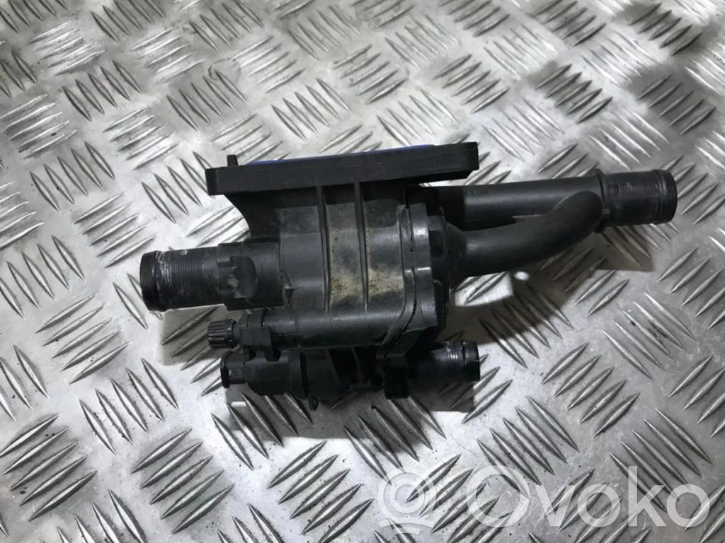Ford Fiesta Tubo flessibile del liquido di raffreddamento del motore 