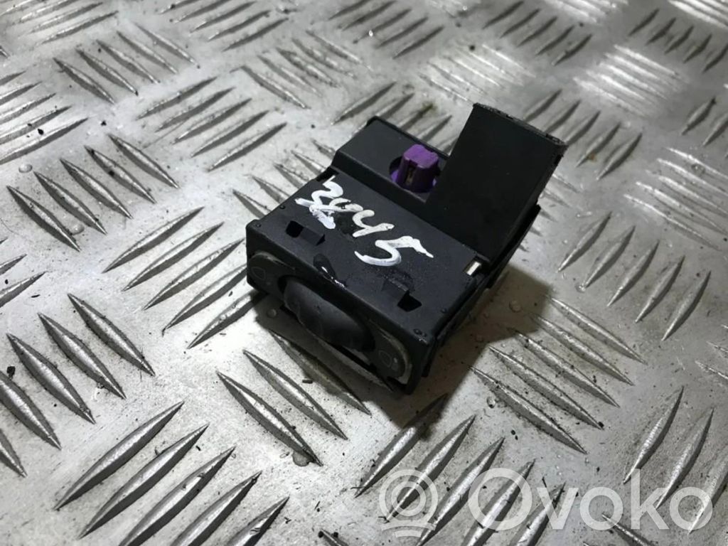 Renault Laguna I Headlight level height control switch 