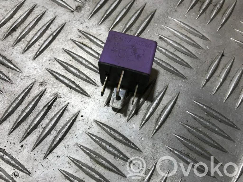 Altri relè   03525,12V50A03525,03525,12V50A03525