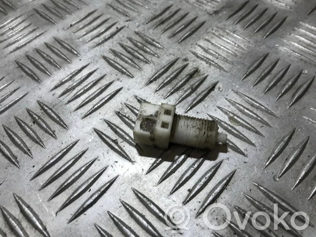 Renault Laguna I Interruptor sensor del pedal de freno