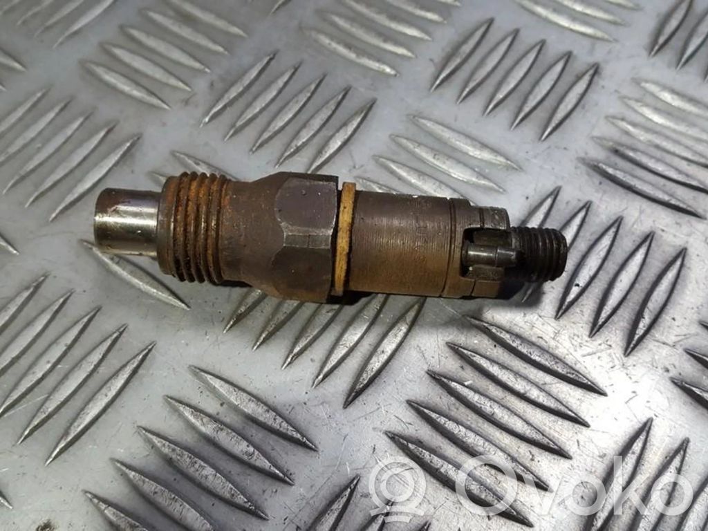 Inyector de combustible   LCR6735401D,LCR6735401D