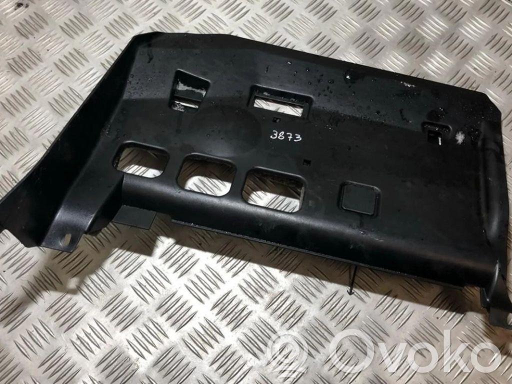 BMW 3 E90 E91 Kita salono detalė 