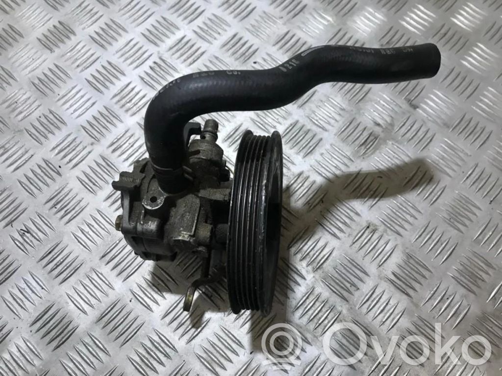 Ohjaustehostimen pumppu