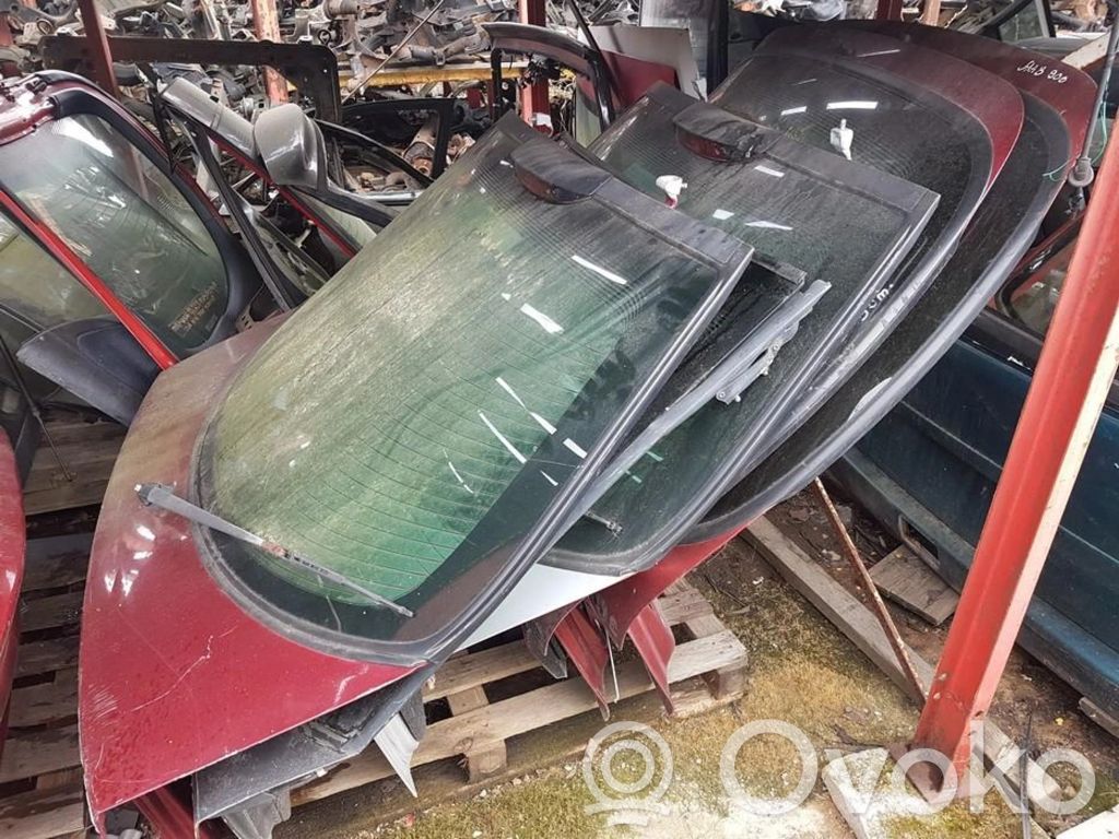 Tailgate/trunk/boot lid   VYSNINIS,VYSNINIS