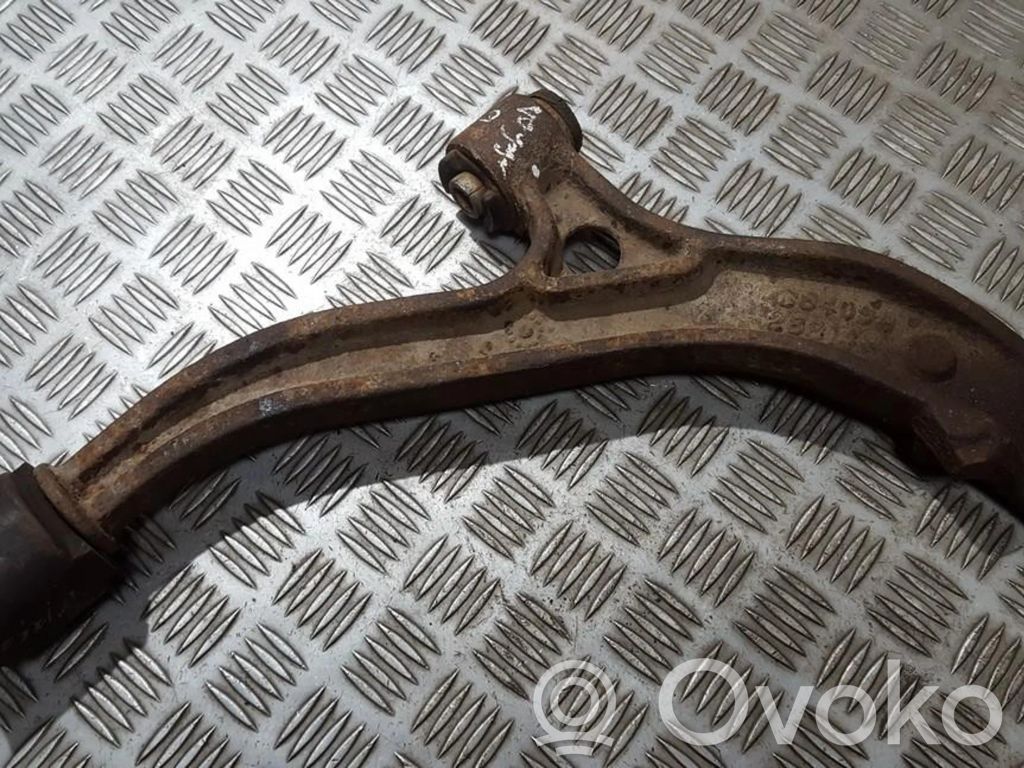 Chrysler Voyager Braccio di controllo sospensione anteriore inferiore/braccio oscillante 