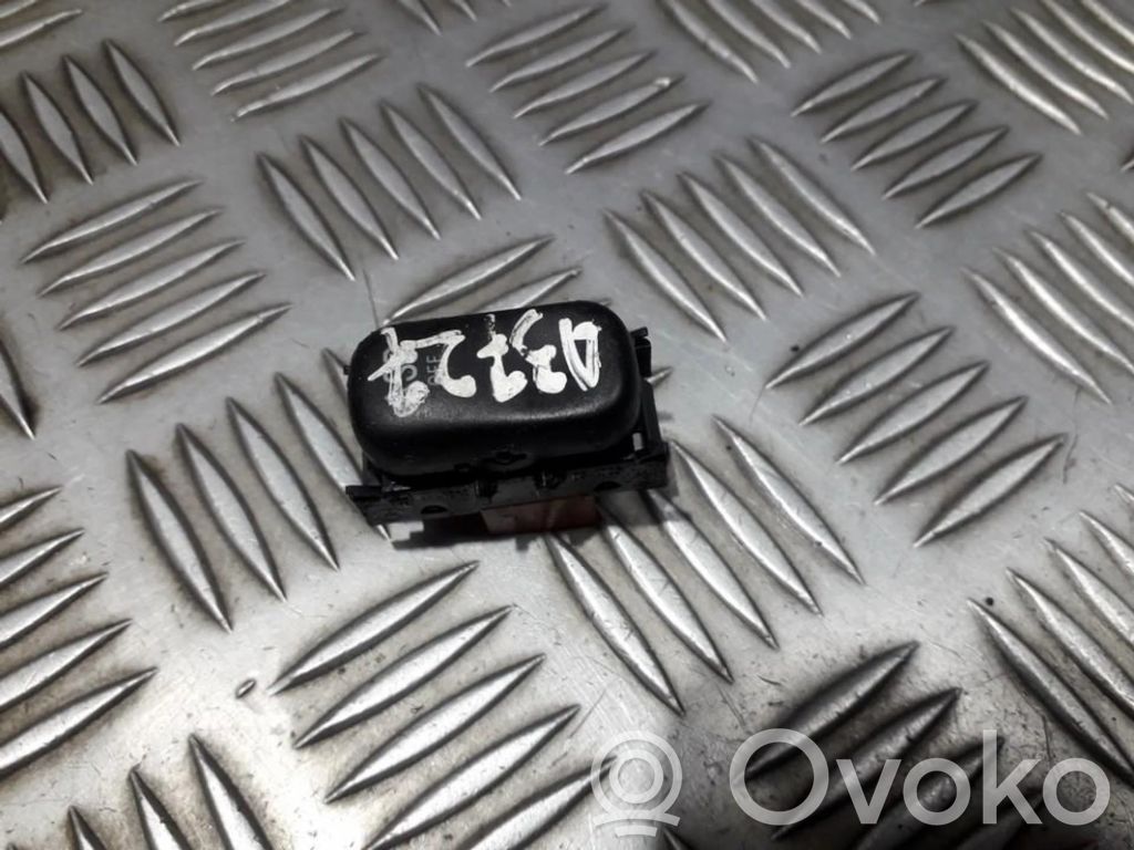 Mercedes-Benz C W202 Comutator pornit/oprit airbag pasager 