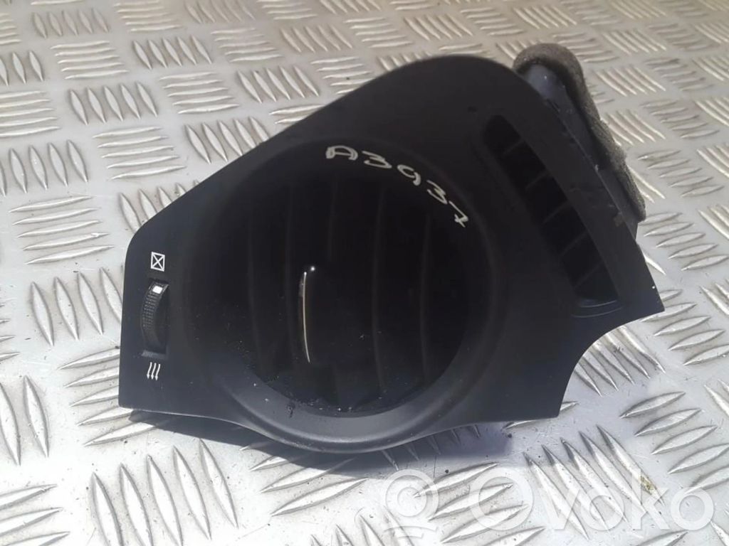 Lexus IS 220D-250-350 Copertura griglia di ventilazione laterale cruscotto