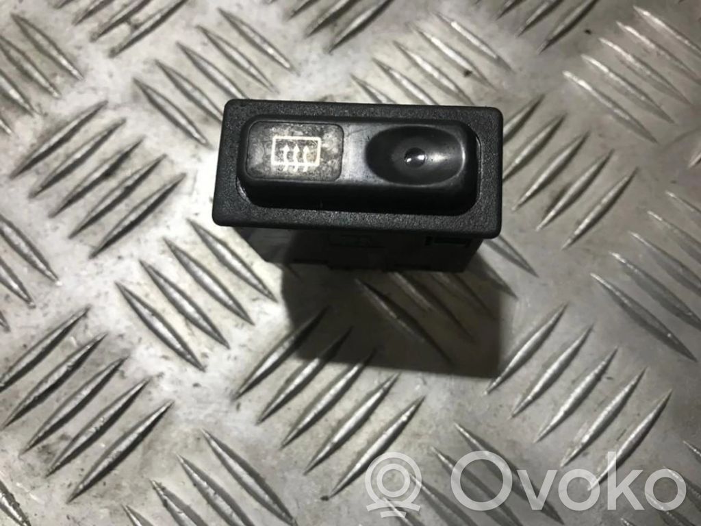 Honda Civic Przycisk / Przełącznik ogrzewania szyby przedniej / czołowej