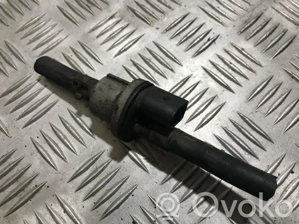 Válvula de vacío (Usadas)   058133517B,058133517B