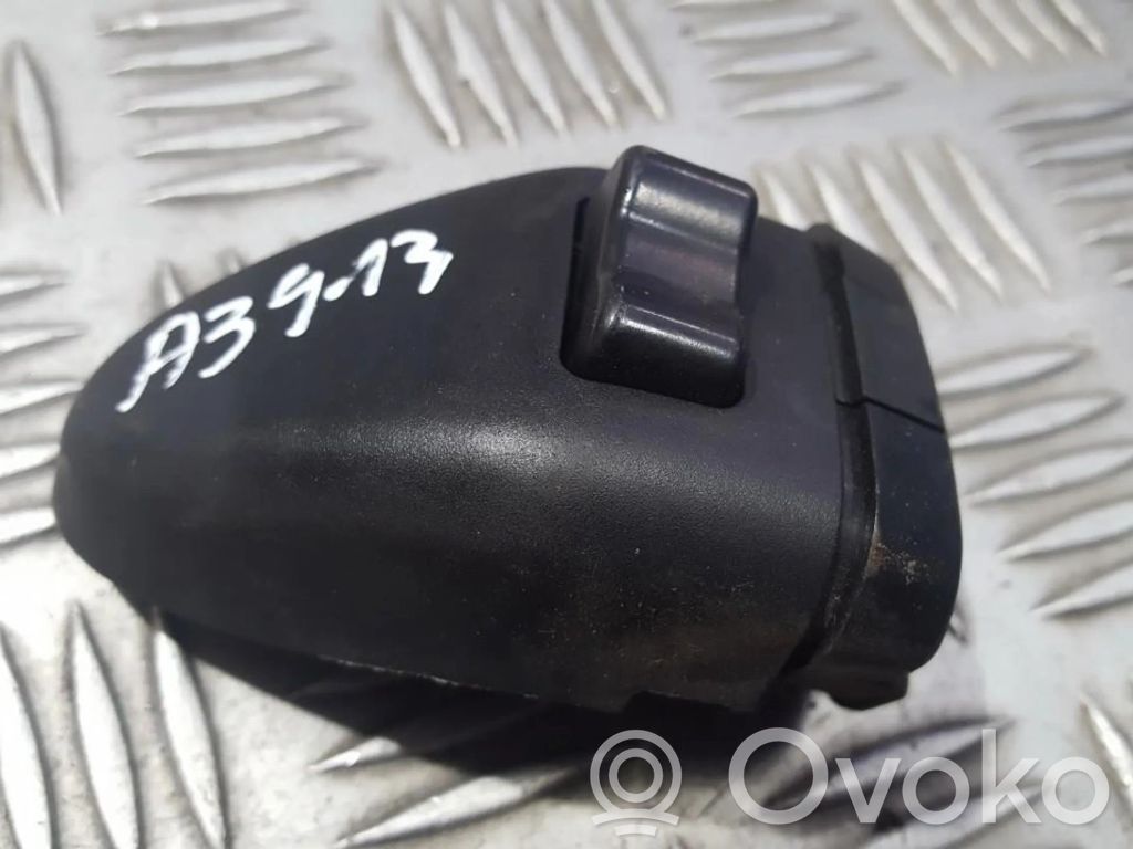 Nissan Almera N16 Comutator/buton multifuncțional 