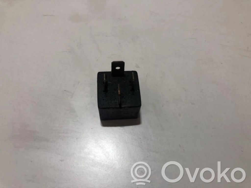 Otros relés   12V50A03525,12V50A03525,12V50A03525,12V50A03525