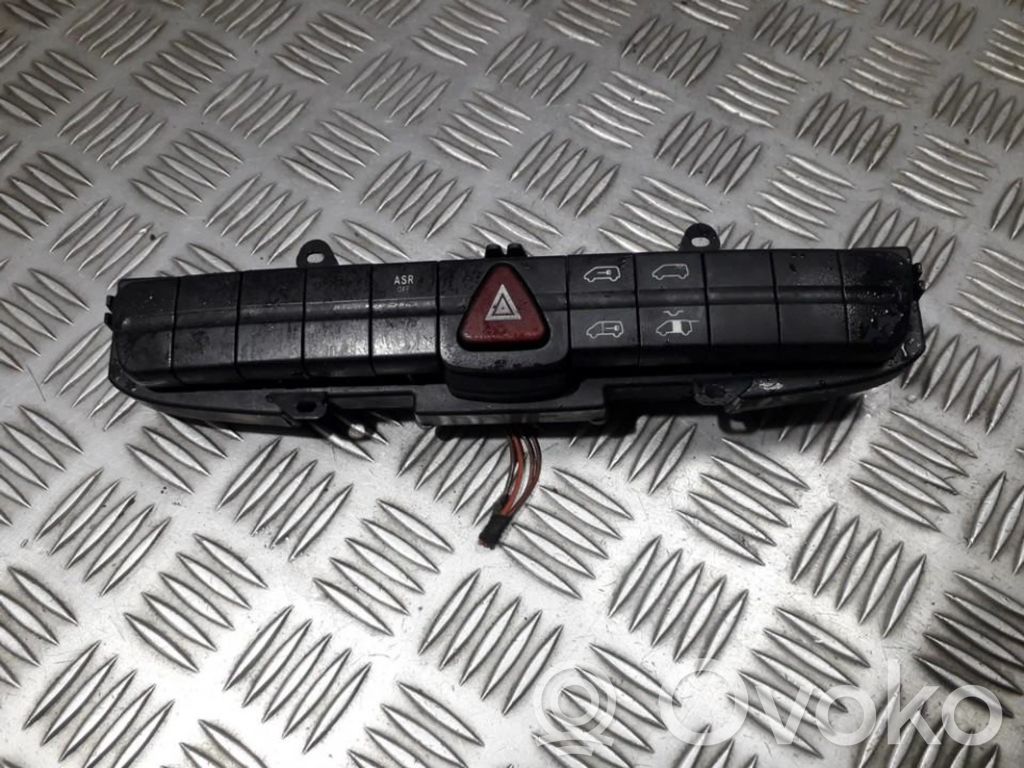 Mercedes-Benz Vito Viano W639 Interruttore luci di emergenza