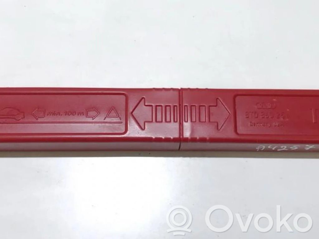 Varoituskolmio   8T0860251,27R030017,27R030017,8T0860251