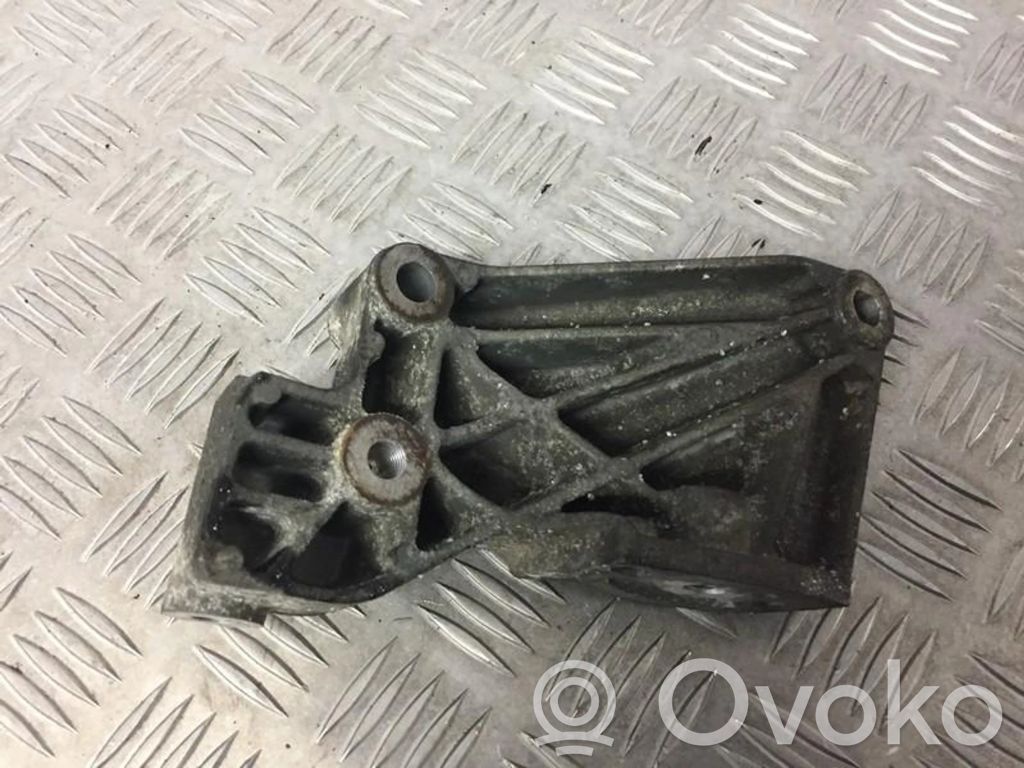 Opel Astra G Supporto di montaggio del motore (usato) 