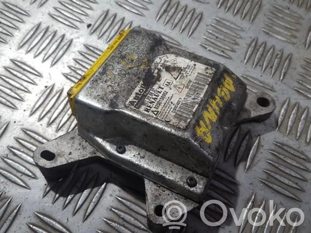 Unidad de control/módulo del Airbag   8200138952,601958800,601958800,8200138952