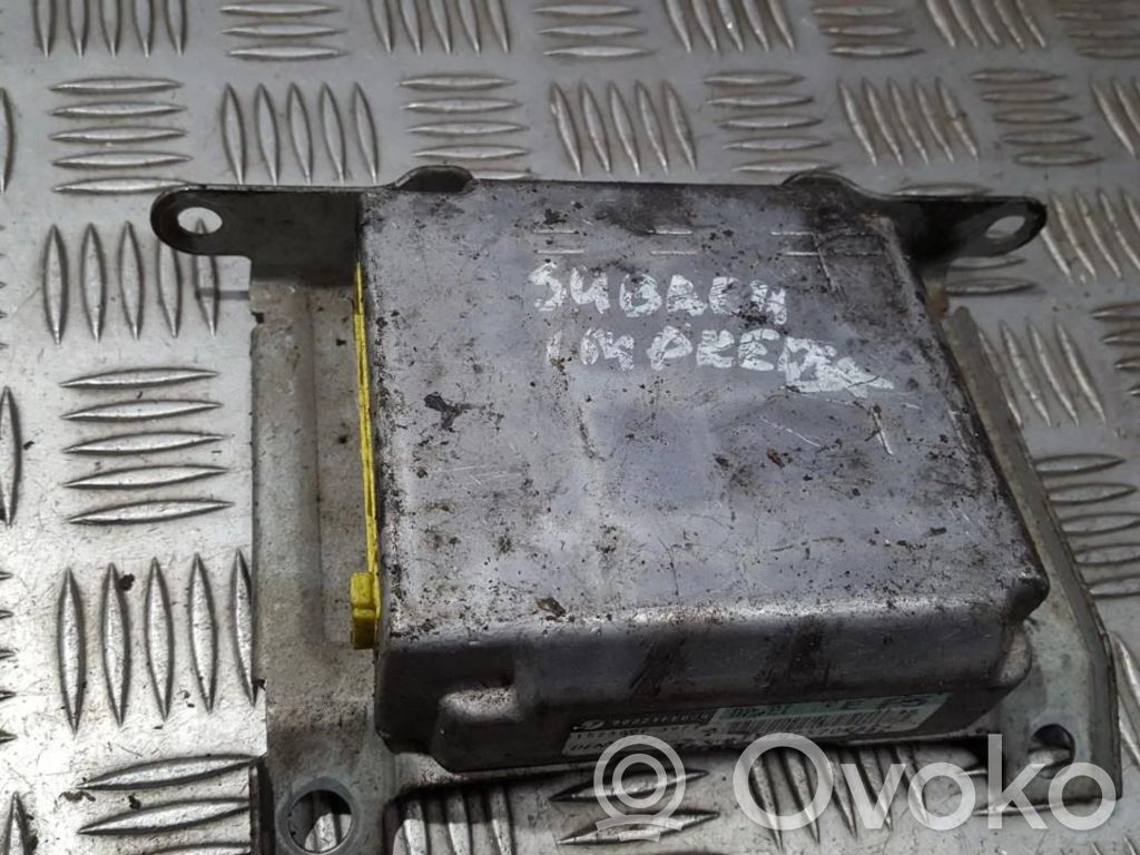 Subaru Impreza II Airbag control unit/module 