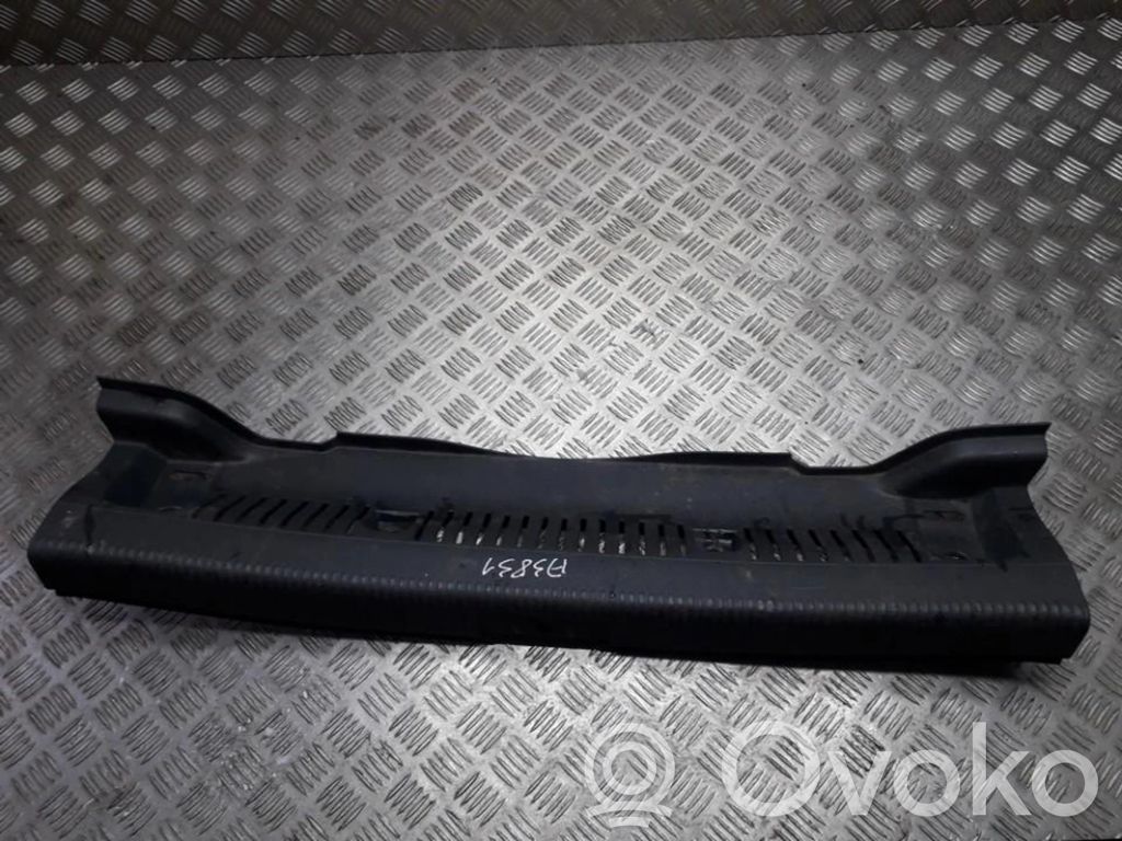 Volkswagen Golf Plus Inne elementy wykończenia bagażnika 