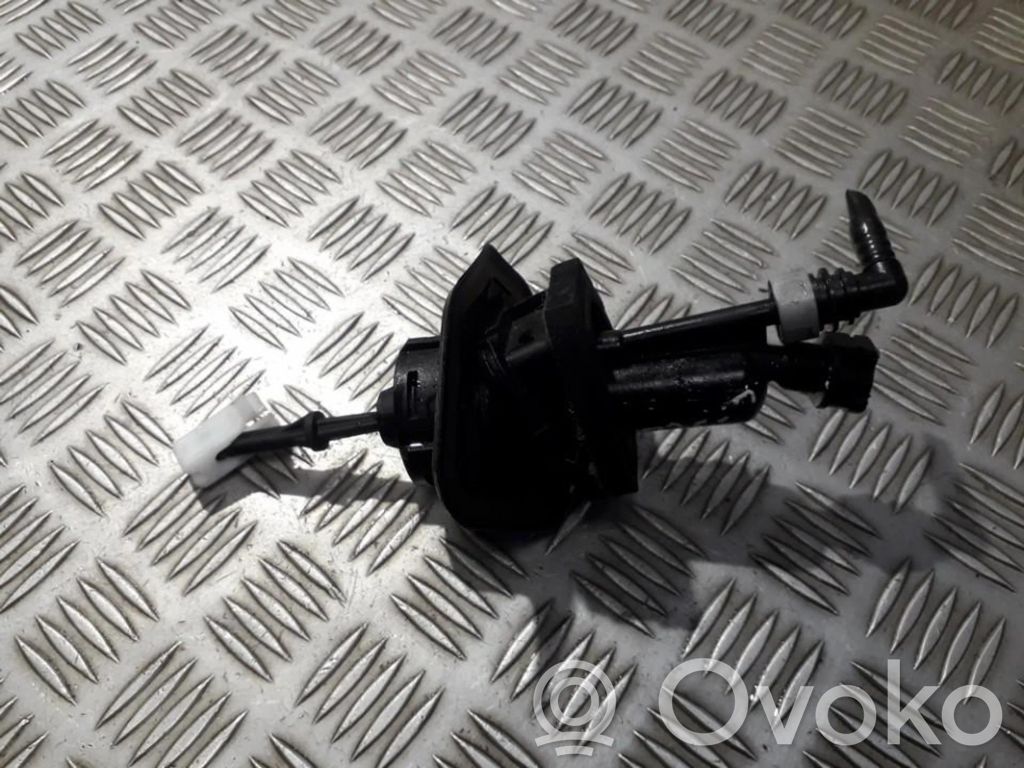 Ford Focus C-MAX Pompa della frizione 
