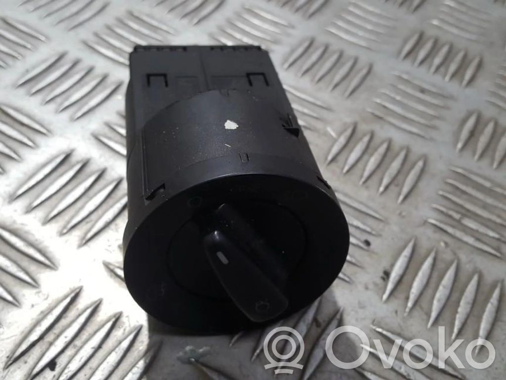Lichtschalter   1C0941531,1C0941531