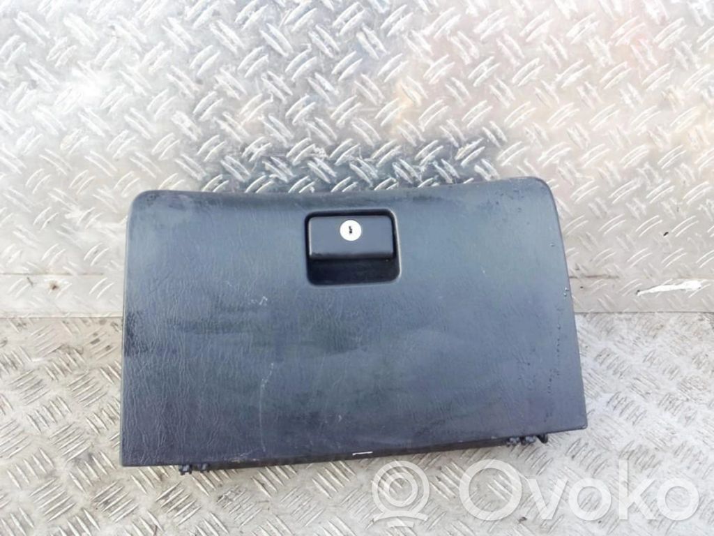 Toyota Corolla E120 E130 Vano portaoggetti