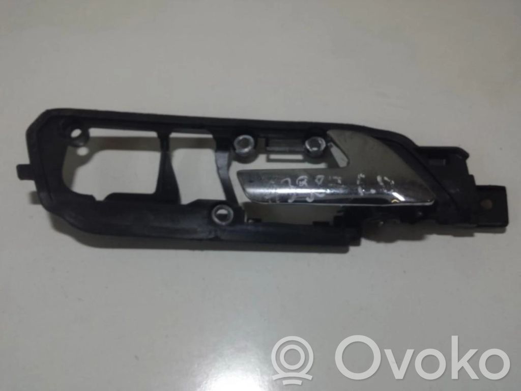 Volkswagen Polo Manecilla interna puerta trasera 