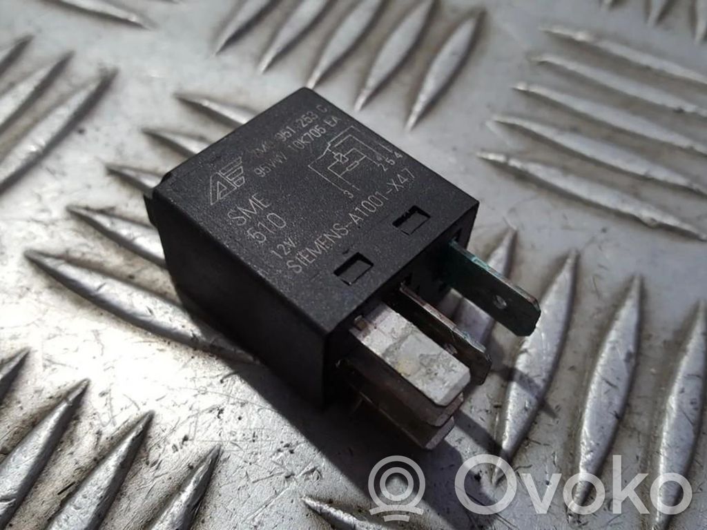 Autres relais   7M0951253C,95VW10K705EA404,7M0951253C,95VW10K705EA
