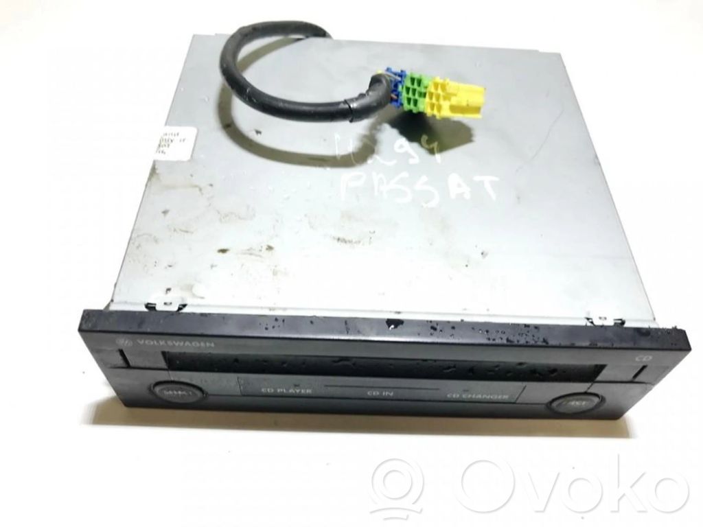 Volkswagen PASSAT B5.5 Schimbător CD/DVD