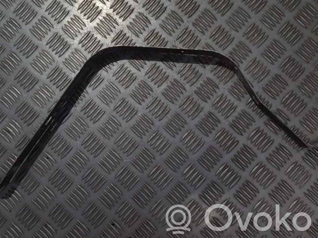 Volkswagen PASSAT B5 Sangle de réservoir de carburant