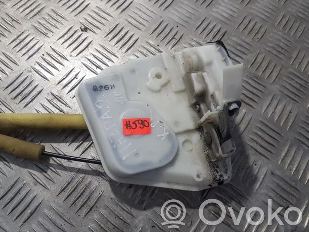 Priekšpusē slēdzene   G26H,DF80,DF80,G26H