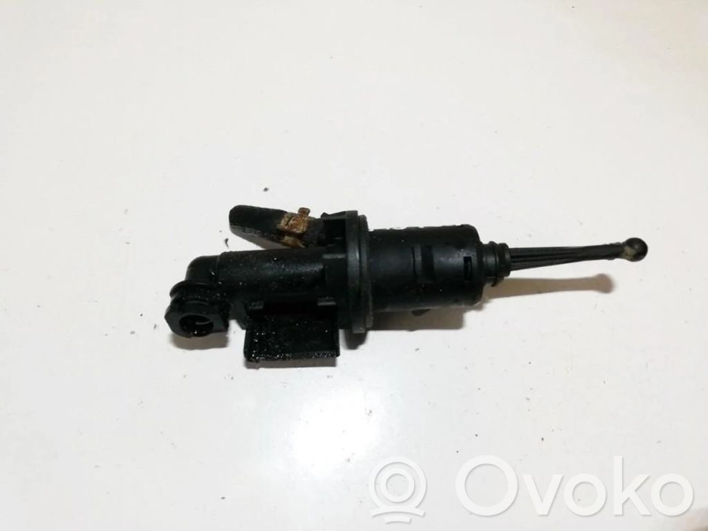Volkswagen Golf V Kupplungsgeberzylinder 
