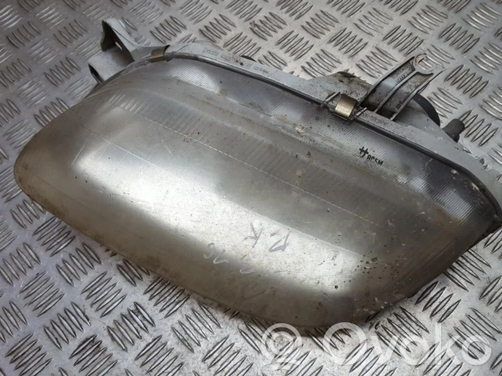 Mazda 323 Headlight/headlamp 
