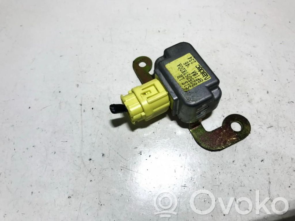 Mazda 323 F Czujnik uderzenia Airbag 