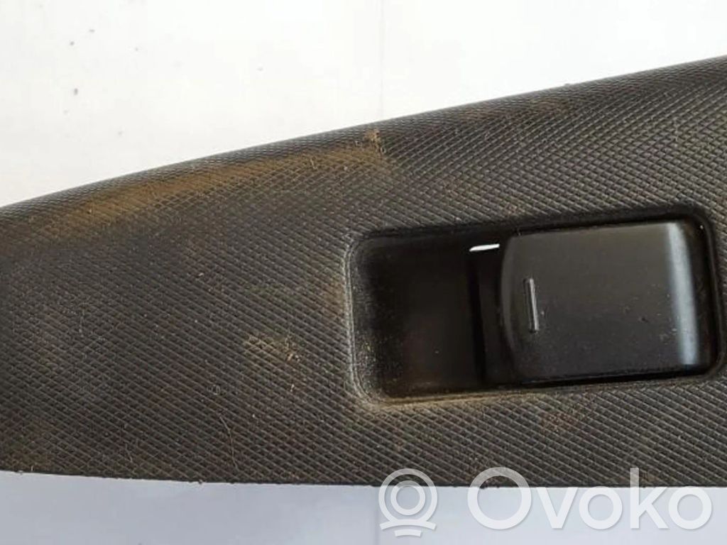 Interrupteur commade lève-vitre   25411ED00A,3435,25411ED00A,3435