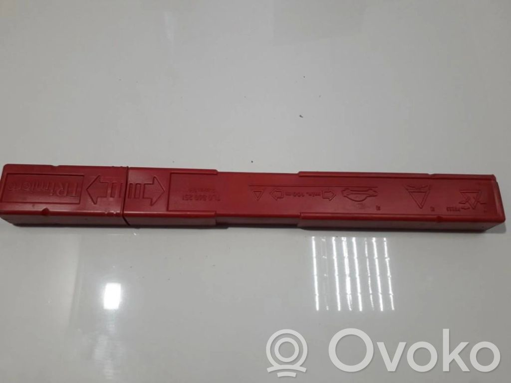 Varoituskolmio   7L0860251,7L0860251