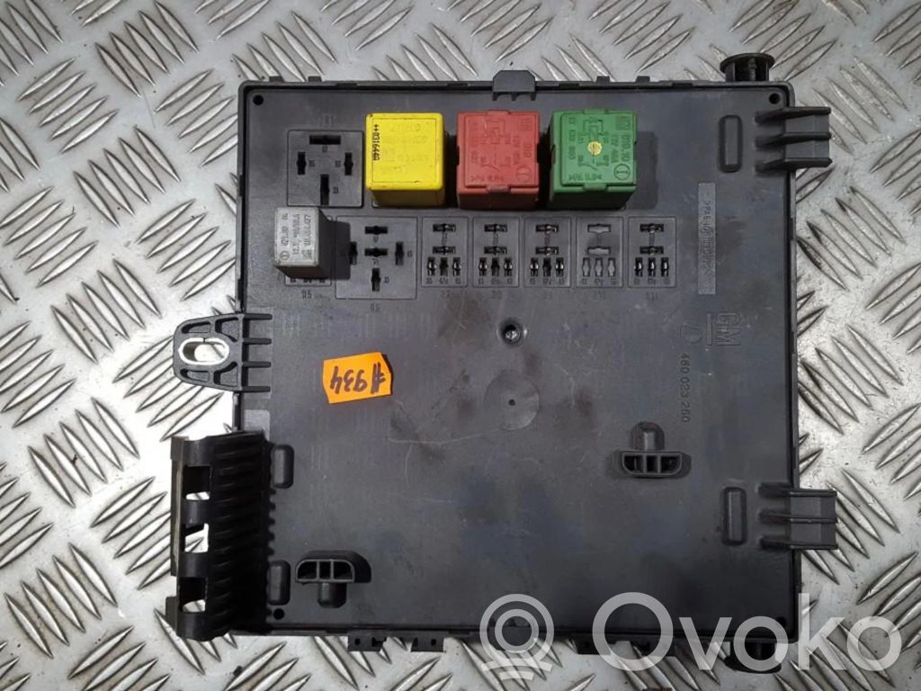 Opel Signum Set cutie siguranțe 