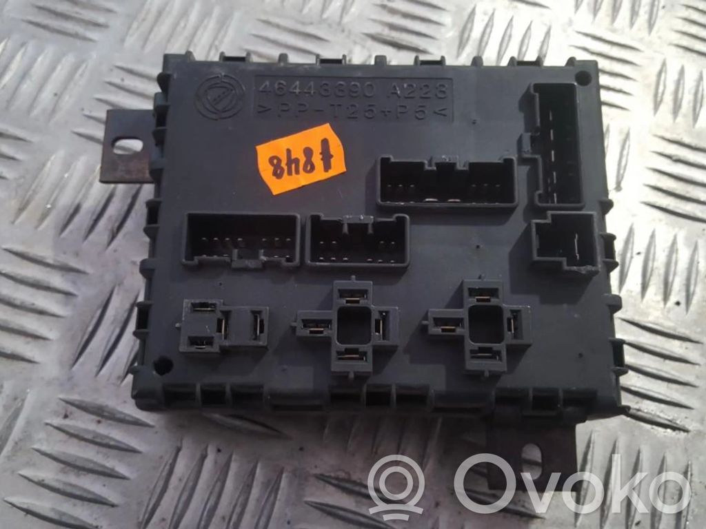 Fiat Bravo - Brava Set scatola dei fusibili 