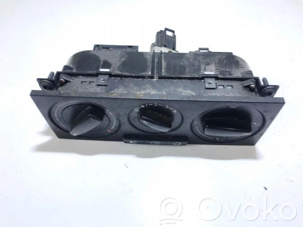 Panel klimatyzacji   7M5907049C,YM2119980BD,0259D,7M5907049C,YM2119980BD