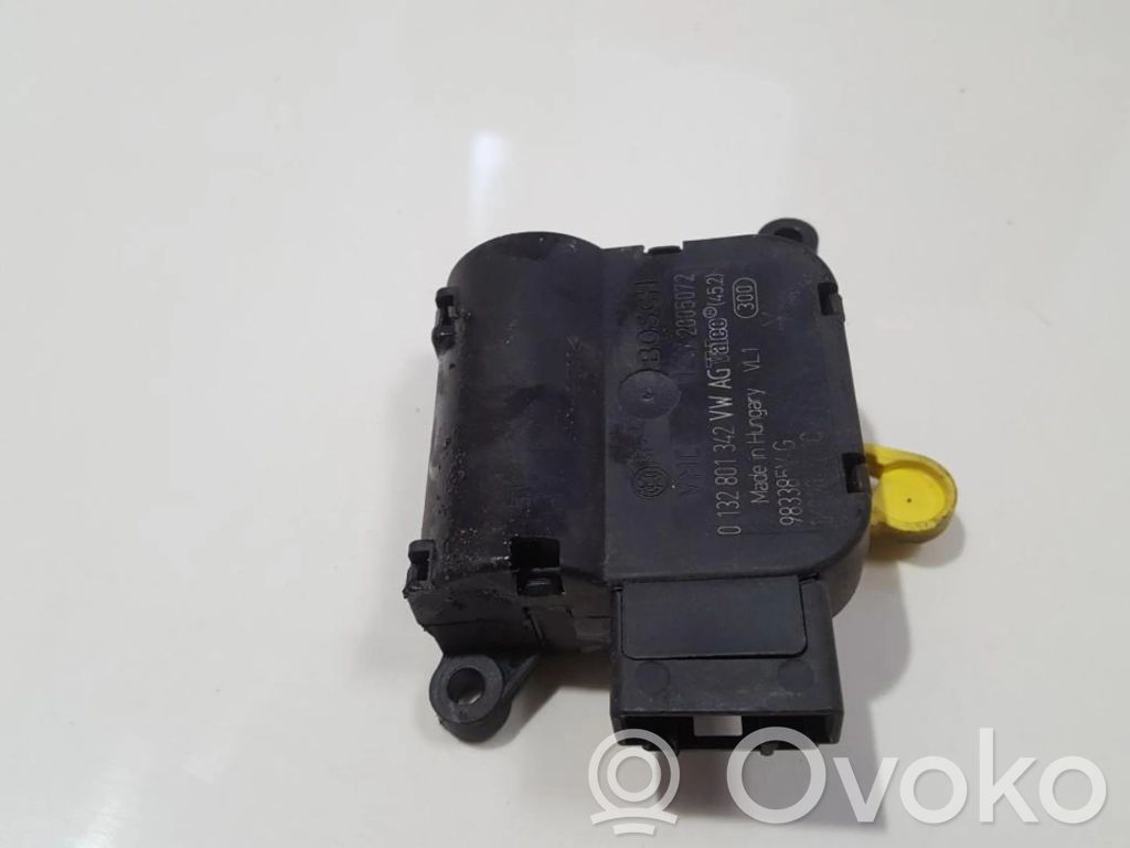 Volkswagen PASSAT B6 Motorino attuatore aria