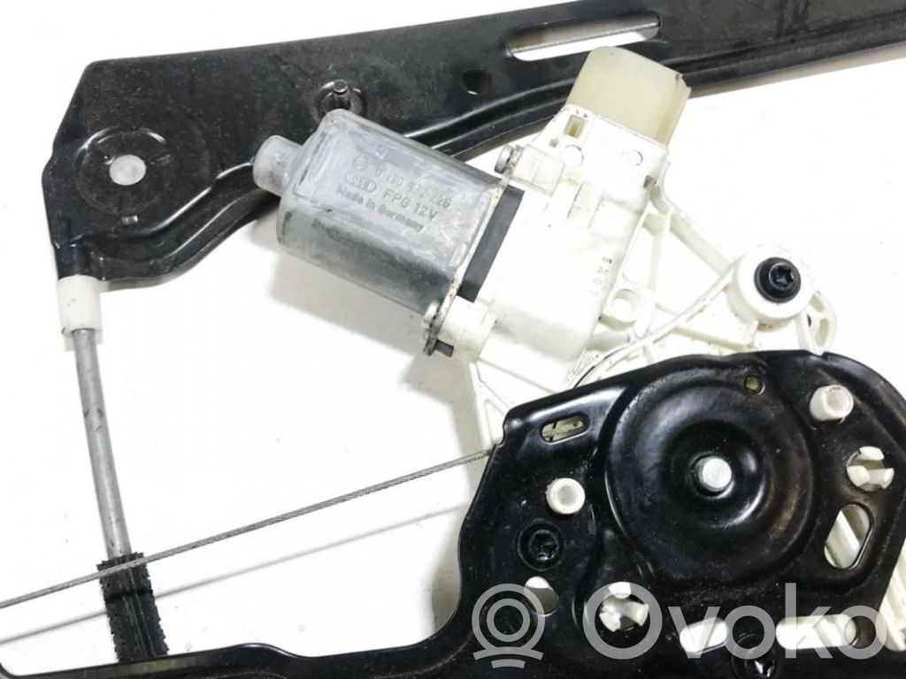 BMW 3 E90 E91 Priekinio lango pakelėjo varikliukas 