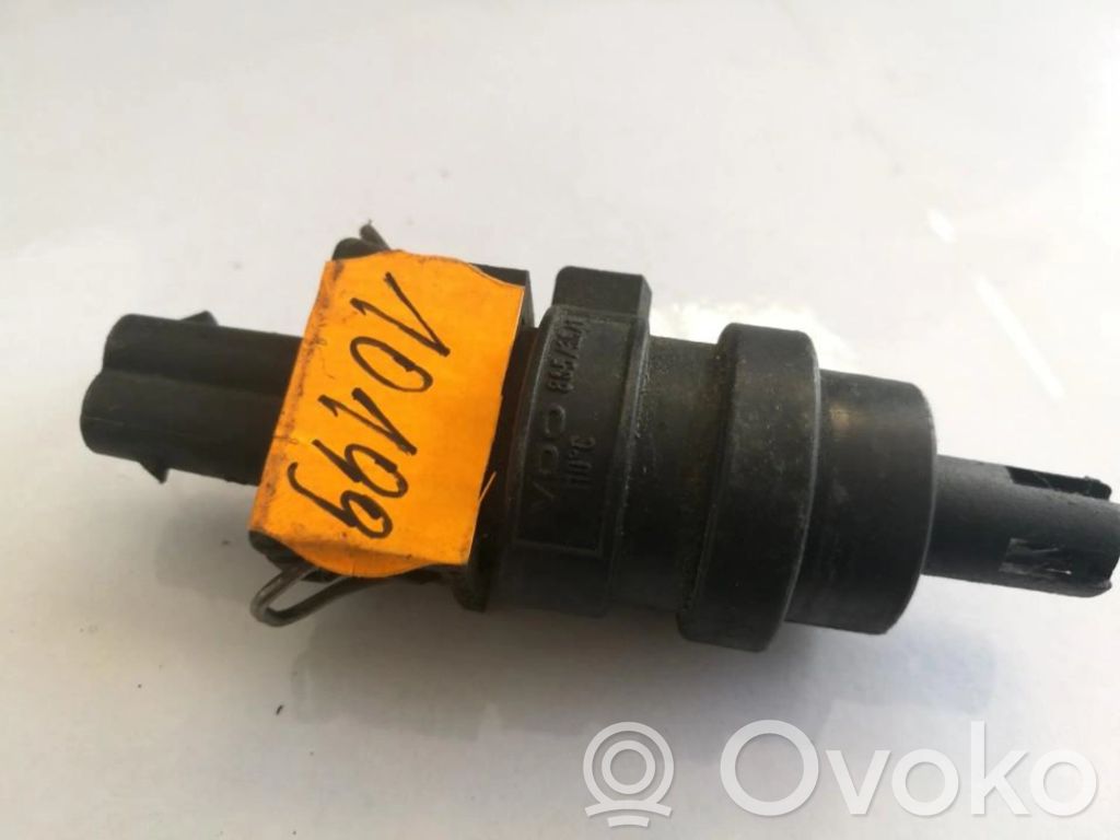 Audi 80 90 S2 B4 Senzor temperatură admisie 