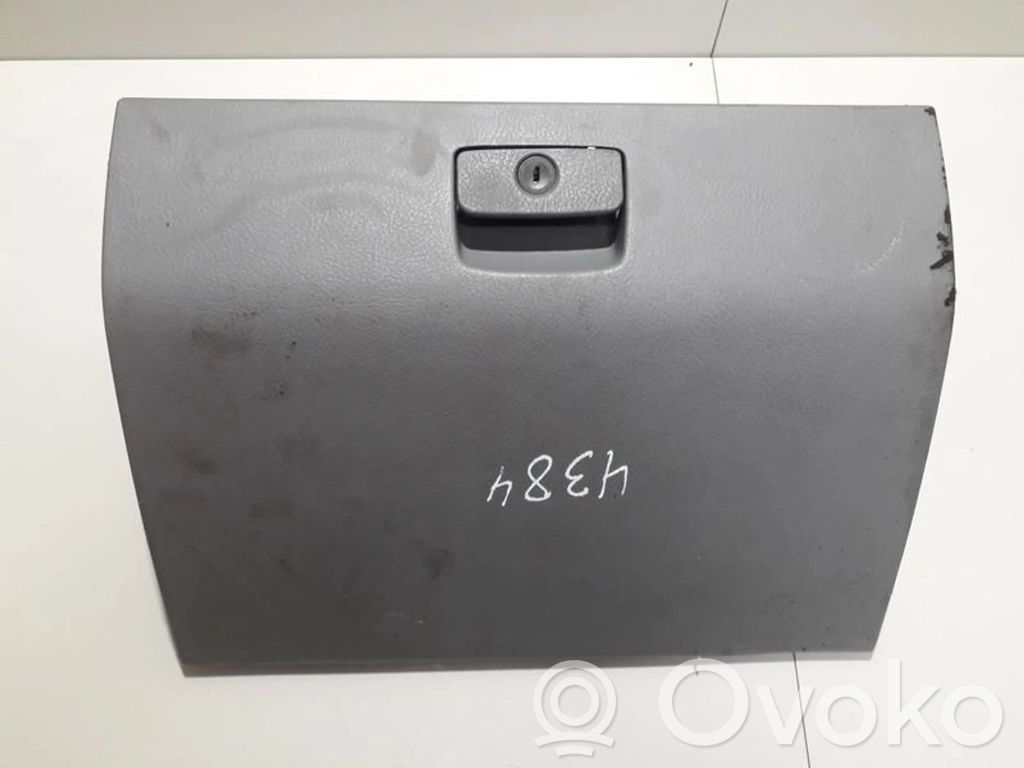 KIA Carnival Handschuhfach 