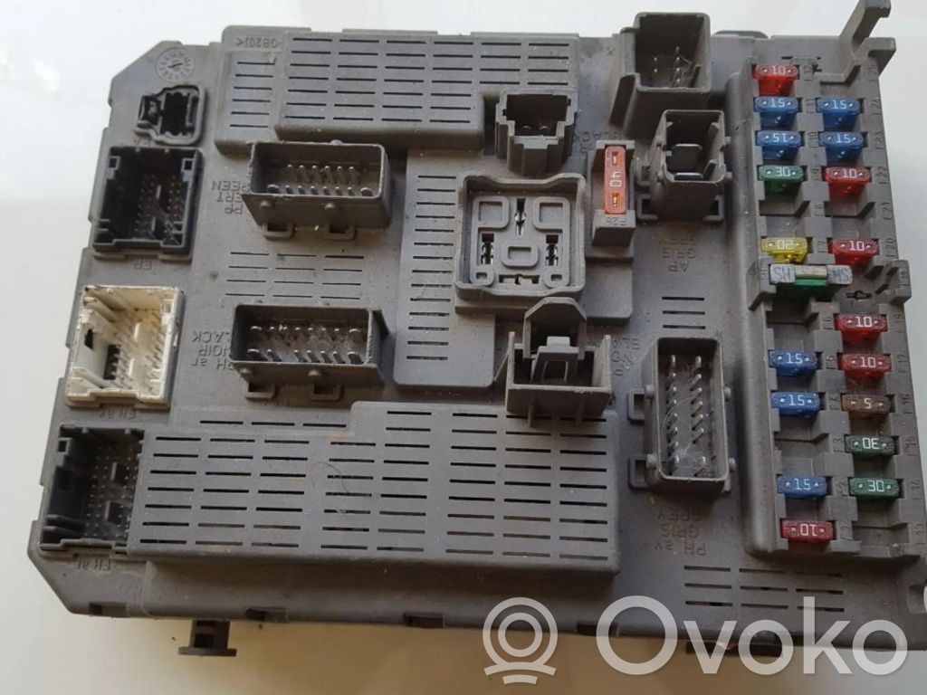 Citroen C5 Module confort 